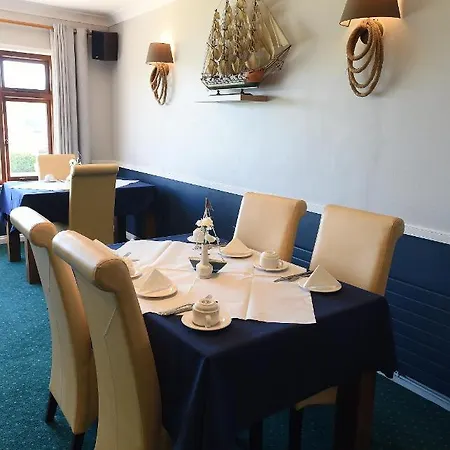 Whispering Pines Gasthof Crosshaven